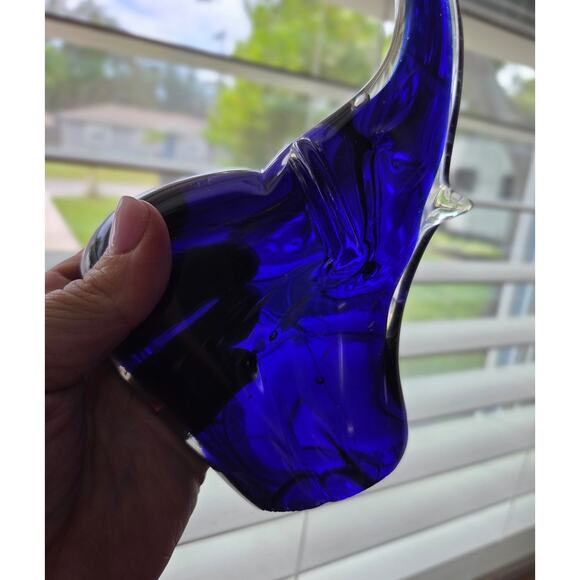 Art Glass Large Blue Elephant Trunk Up Gold Dust Paper weight - Picture 8 of 9